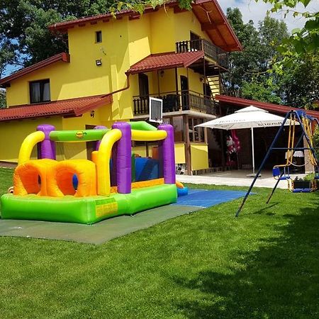Guest House Blazevic Gornja Gracenica Екстериор снимка