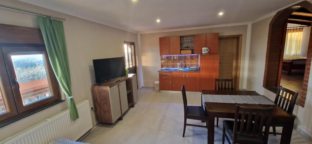 Guest House Blazevic Gornja Gracenica Екстериор снимка