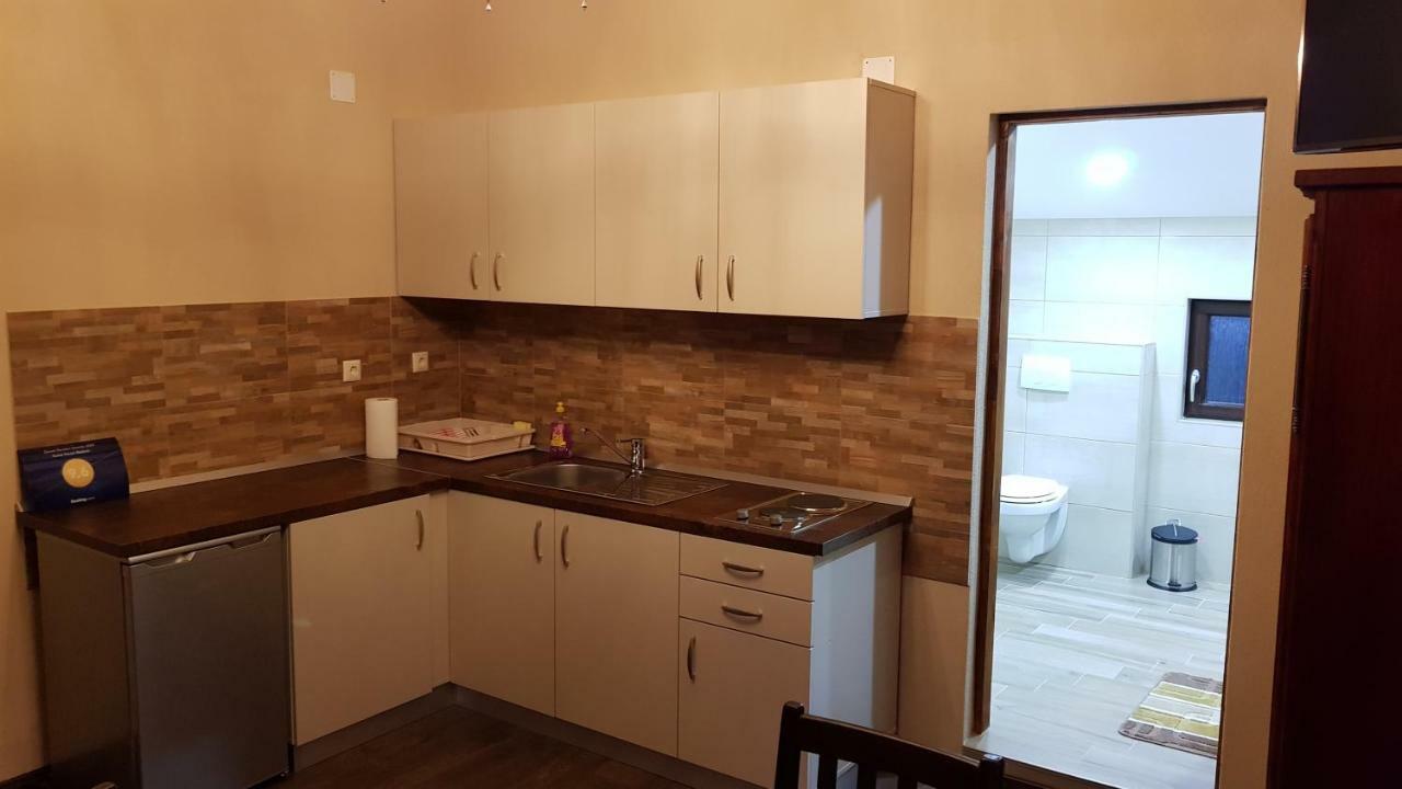 Guest House Blazevic Gornja Gracenica Екстериор снимка